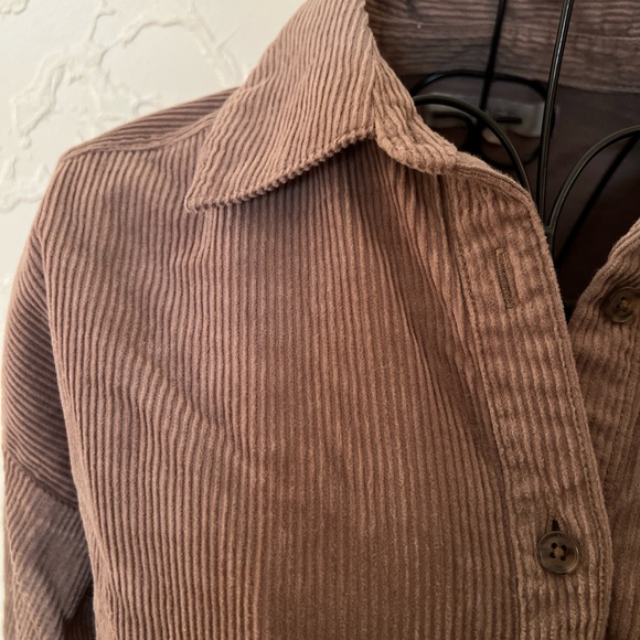 LOFT Everyday Oversized Courdoroy Pocket Shirt - Like New - Picture 3 of 14